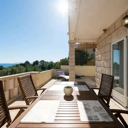 Apartments Siesta Sumartin Exterior photo