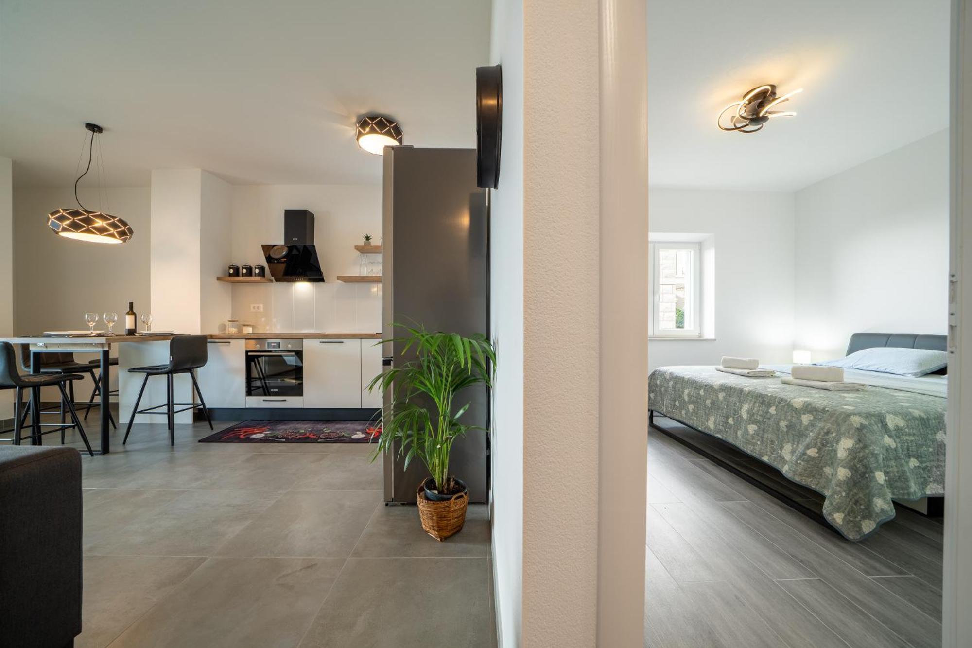 Siesta Apartment Sumartin